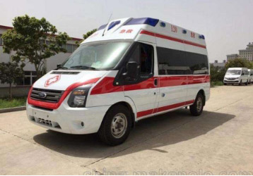 阿拉山口市救护车租赁